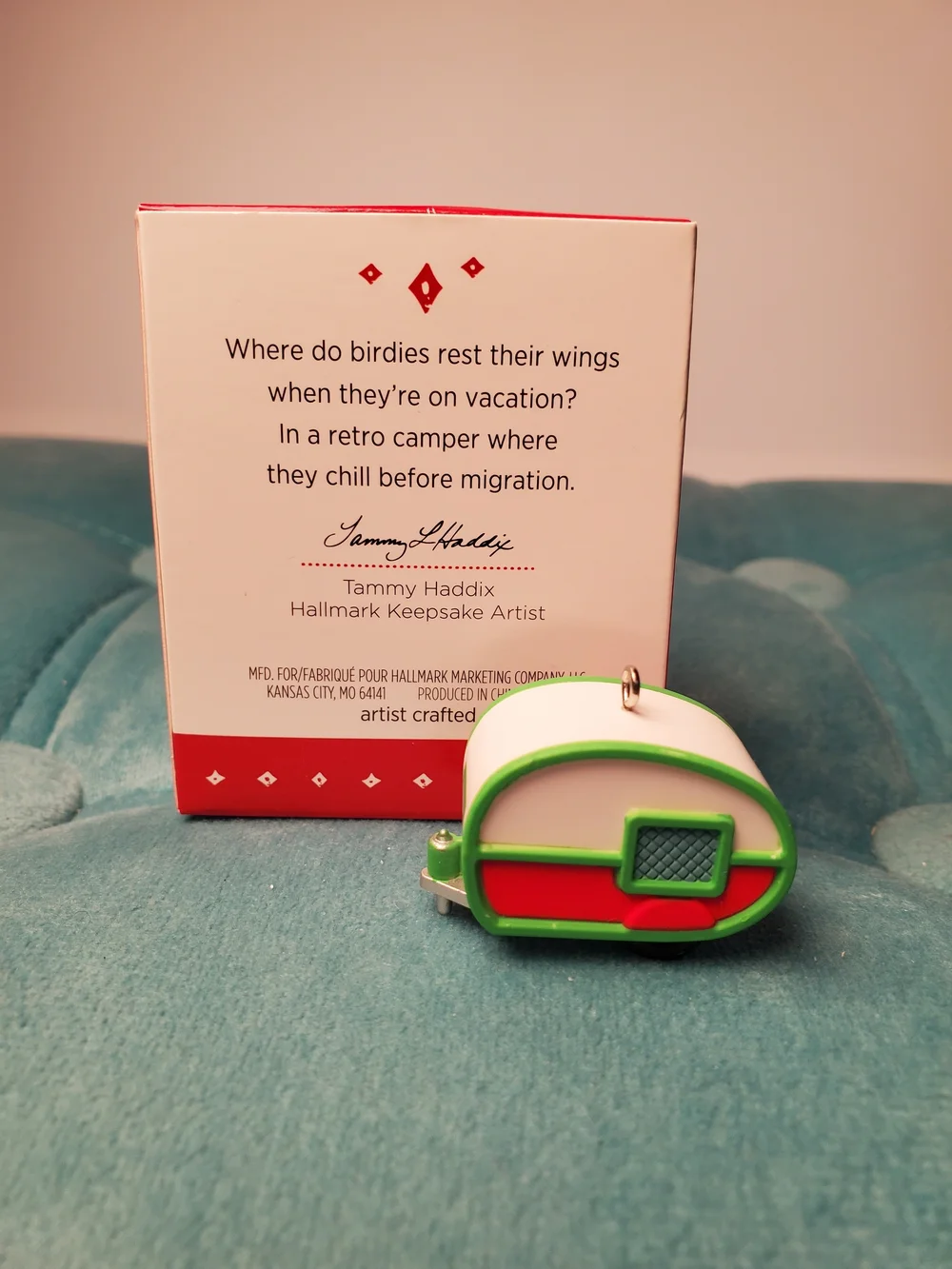 Hallmark Keepsake Cozy Birdhouse Camper Miniature Ornament 2015 QXM8517
